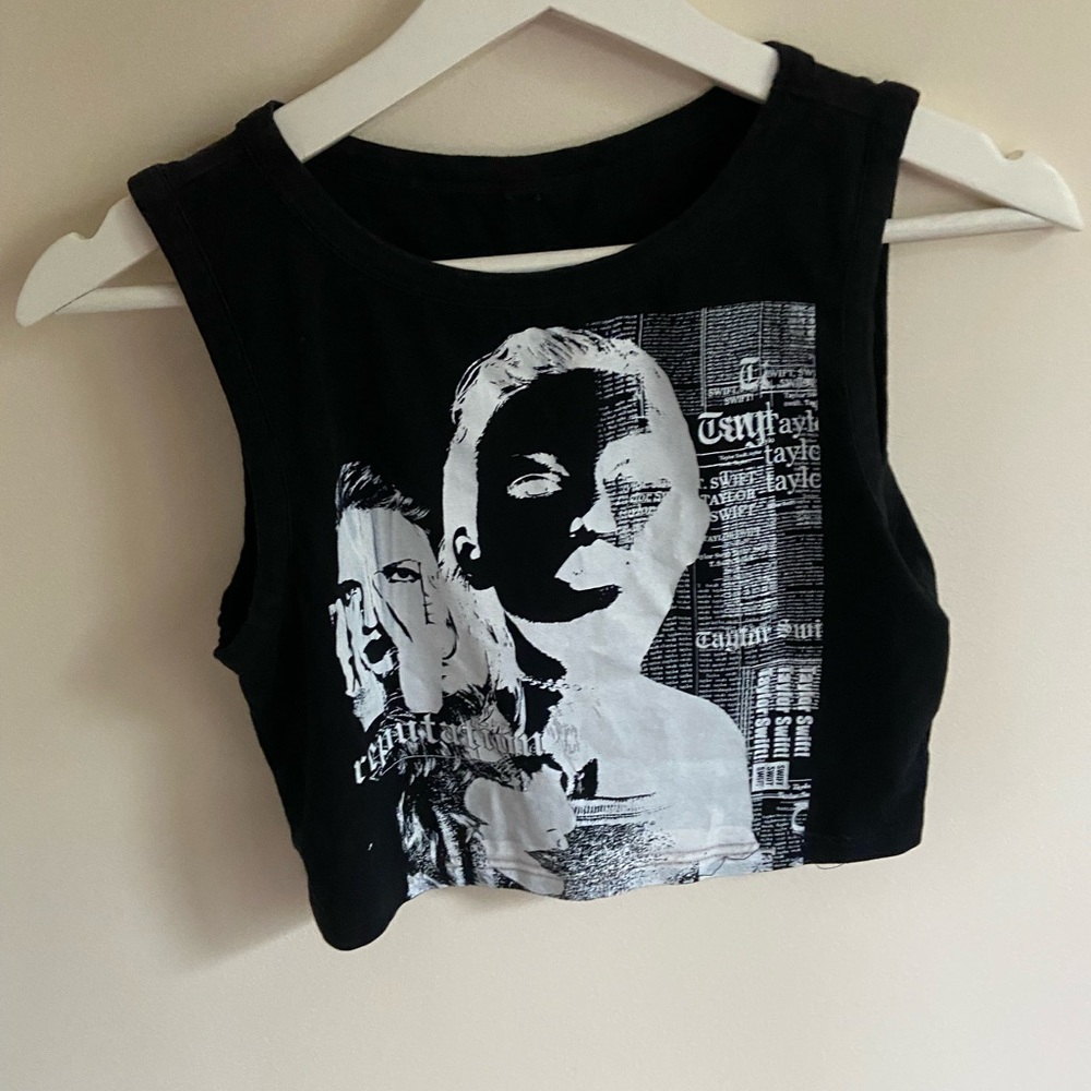 Sleeveless Taylor Reputation top.